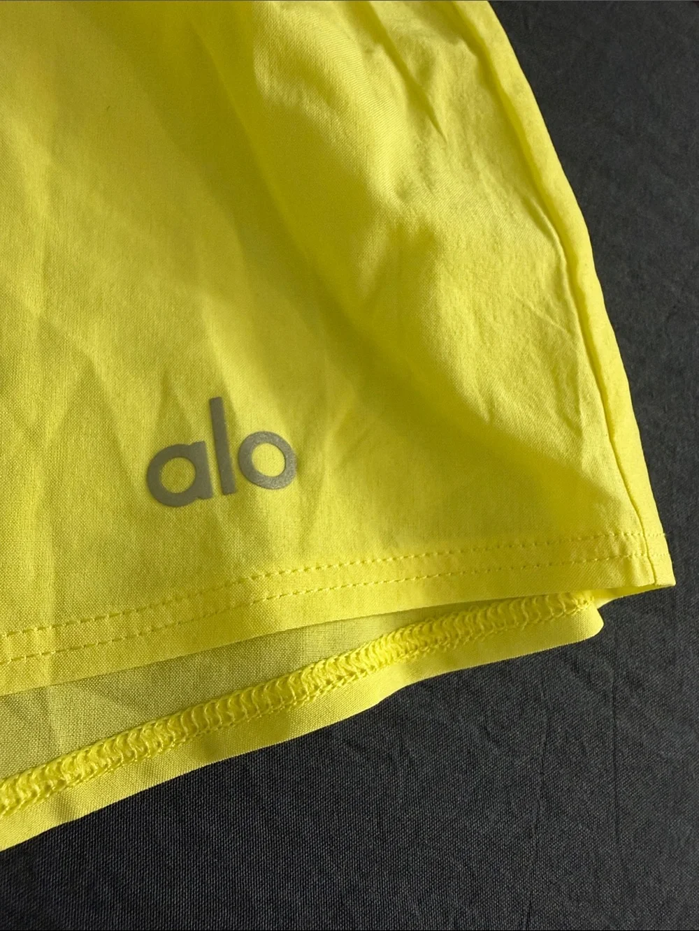 Alo Yoga Victory Running Short